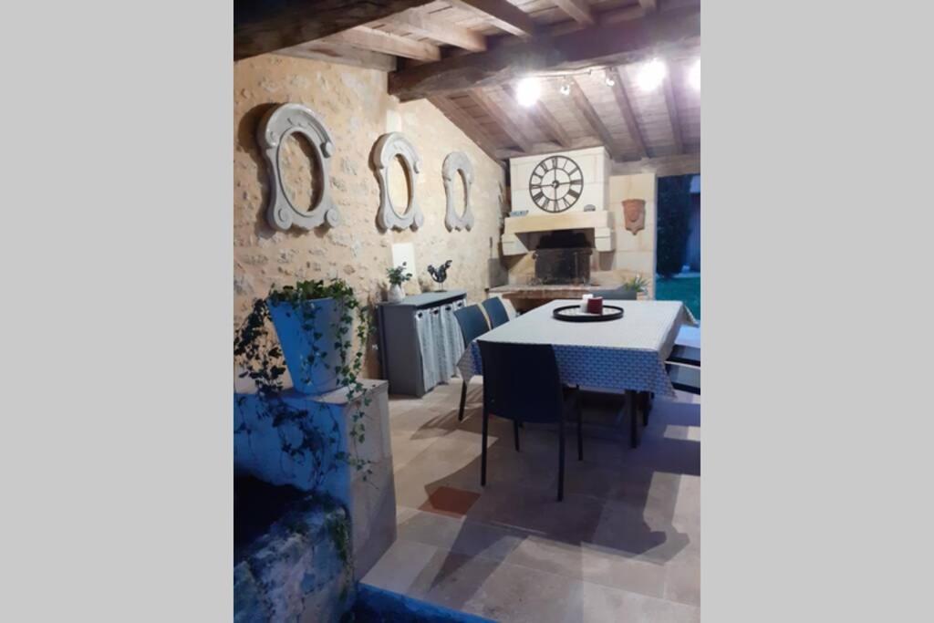 Villa Wine Garden Gardegan-et-Tourtirac Exterior foto