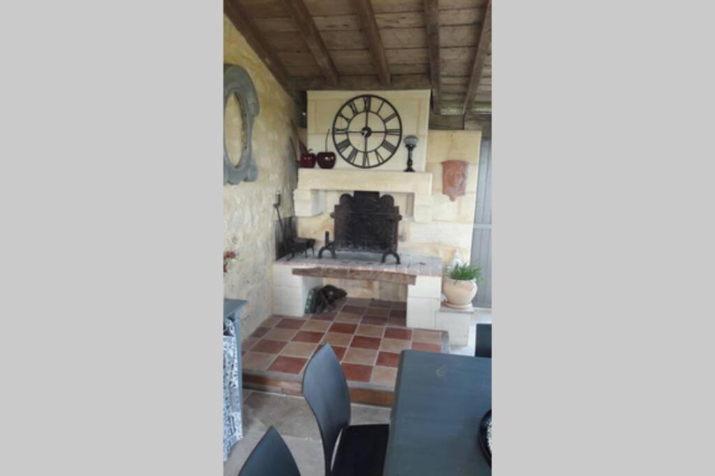 Villa Wine Garden Gardegan-et-Tourtirac Exterior foto